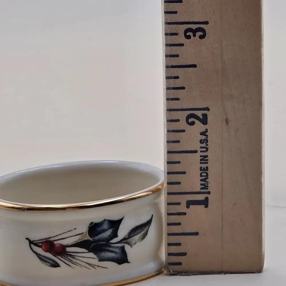 Lenox Winter Greetings Napkin Ring Set of 4 Ivory Porcelain Holly Berry Gold Rim